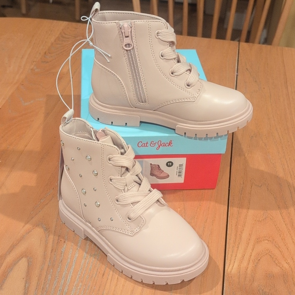 Cat & Jack Size 11 Amaya Boots In Blush Pink, NEW - Picture 2 of 9